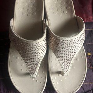 Vionic size 9 tan sandles